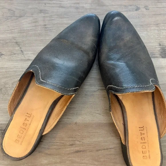 Women’s Bed Stu Brenda Black Leather Mules - Picture 2 of 9